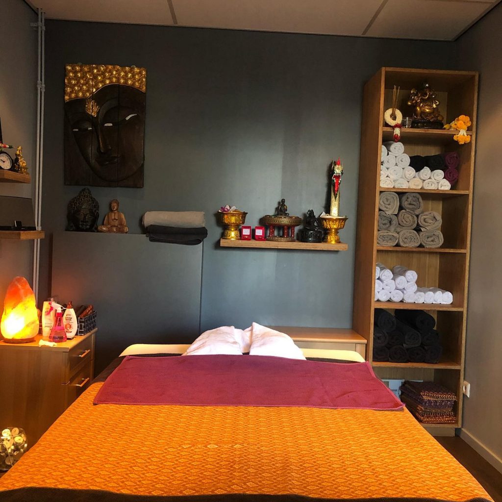 Massage-salon-1024x1024